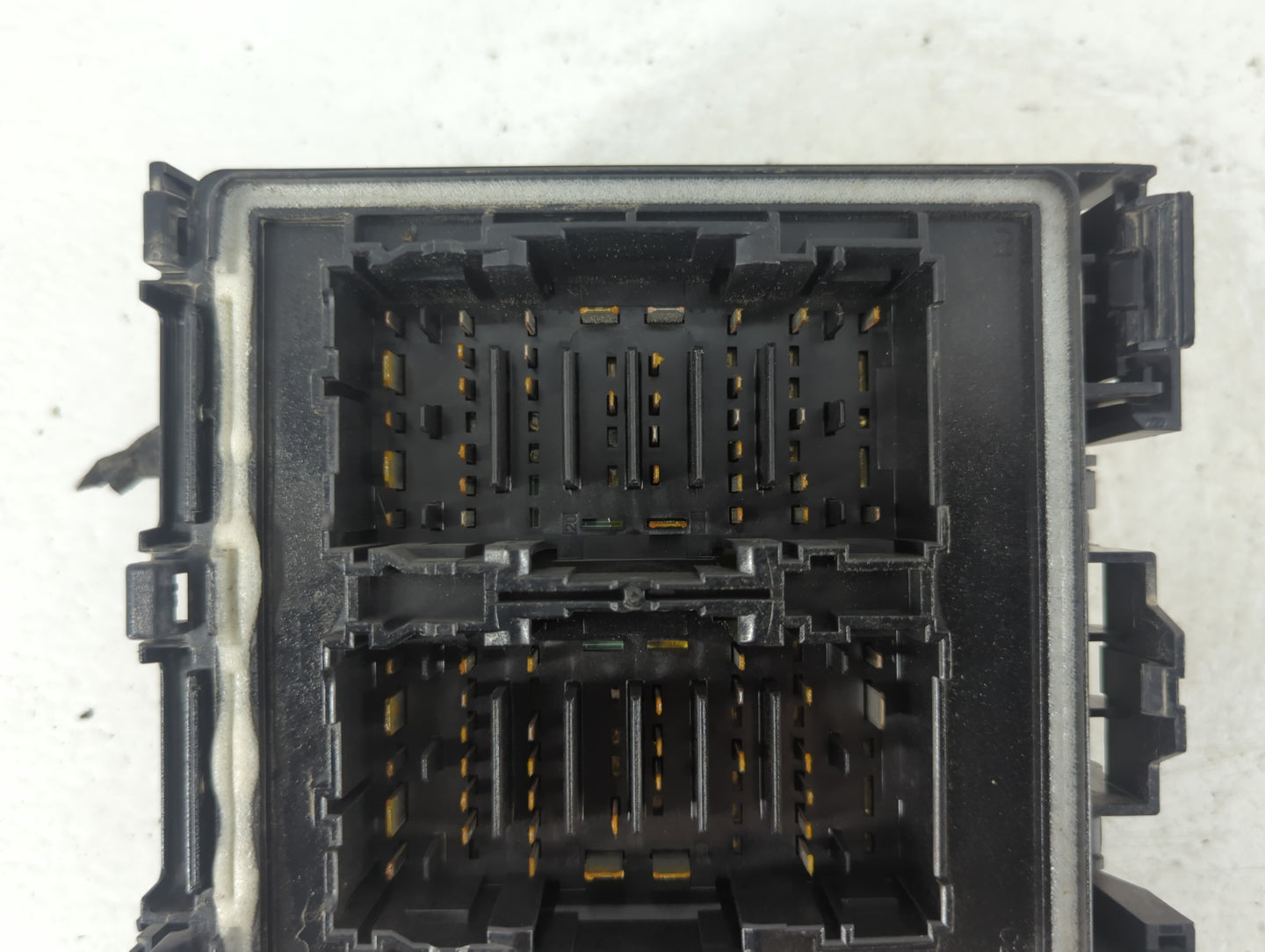 2020 Ford Escape Fusebox Fuse Box Panel Relay Module P/N:JX6T-14A094-AE Fits OEM Used Auto Parts - Oemusedautoparts1.com