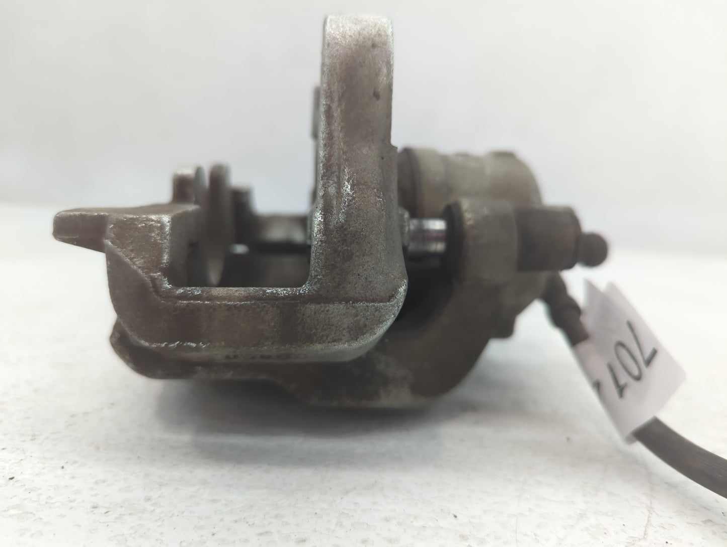2020-2022 Ford Escape Front Driver Left Brake Caliper 701411 - Oemusedautoparts1.com
