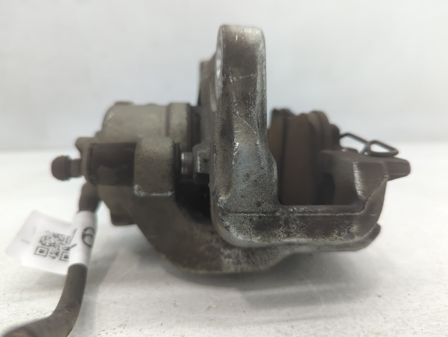2020-2022 Ford Escape Front Driver Left Brake Caliper 701497 - Oemusedautoparts1.com