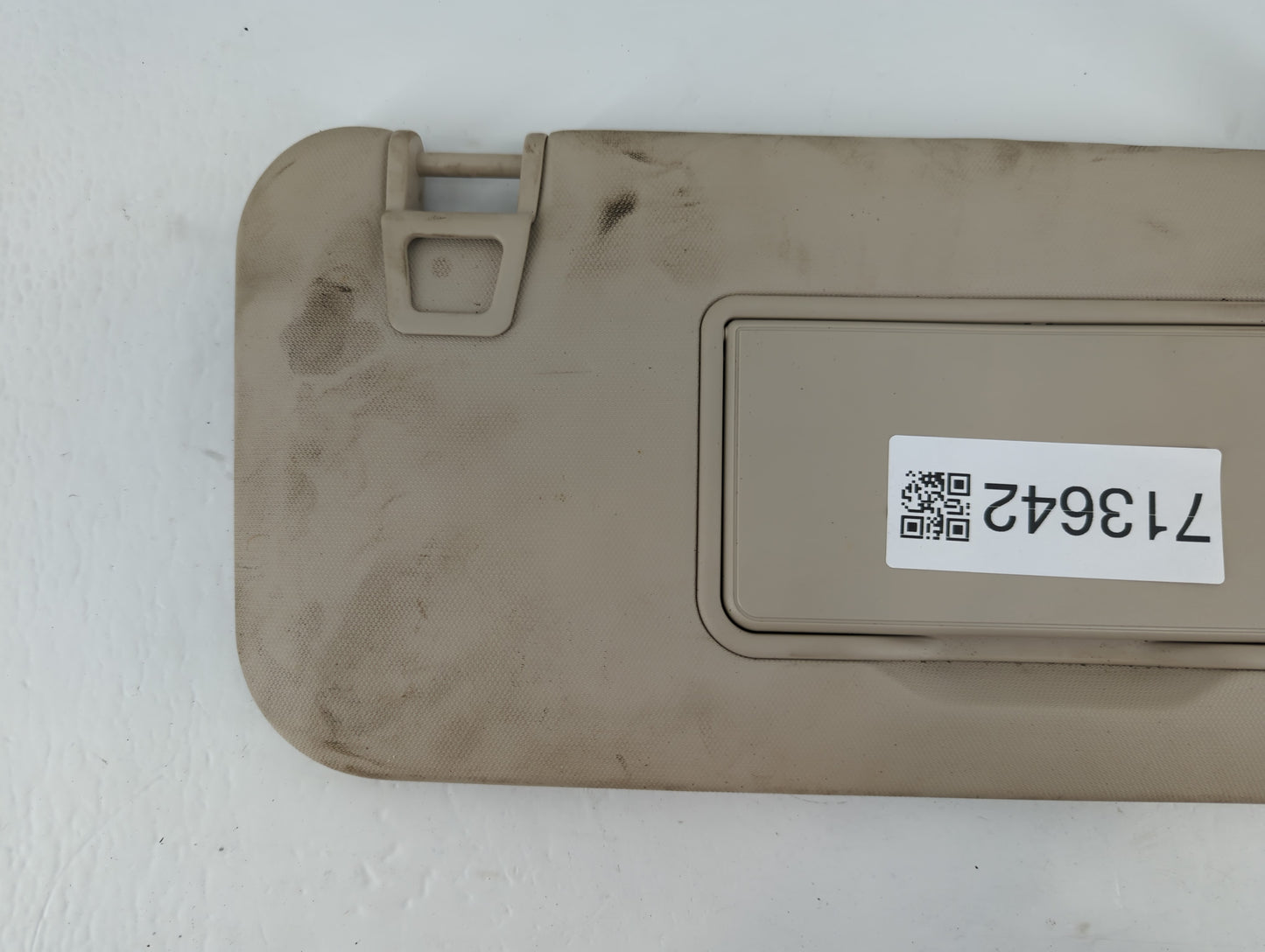 2020 Ford Escape Sun Visor Shade Replacement Driver Left Mirror Fits OEM Used Auto Parts - Oemusedautoparts1.com