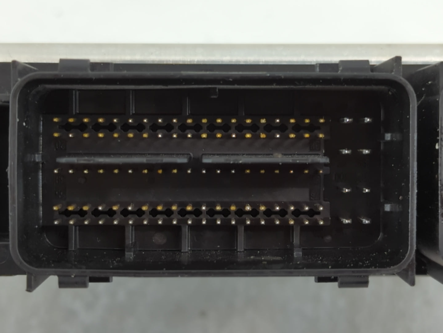 2020-2022 Ford Escape PCM Engine Control Computer ECU ECM PCU OEM P/N:KK1A-12B684-JA LX6A-12A650-YB Fits Fits 2020 2021 2022