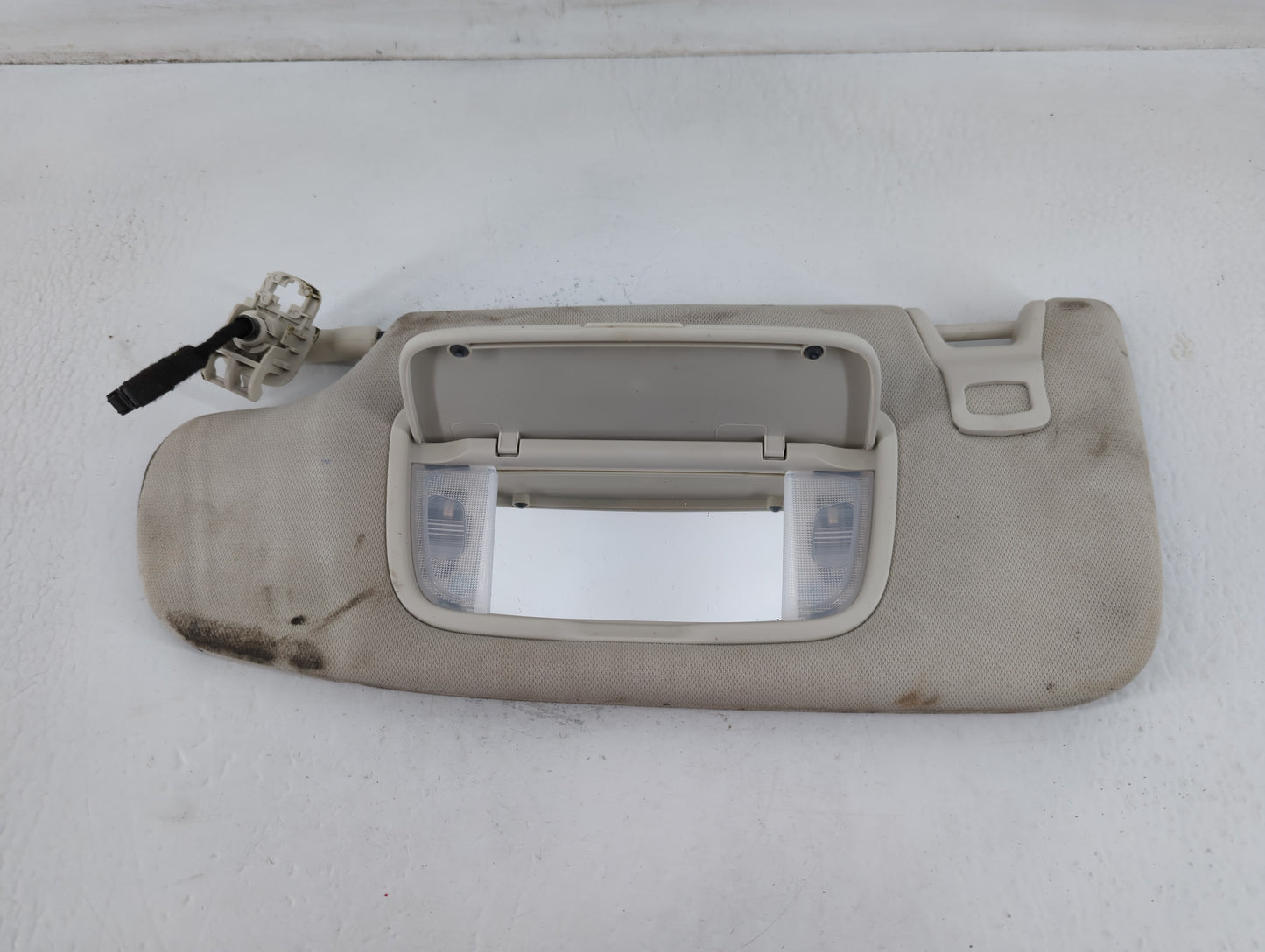 2020 Ford Escape Sun Visor Shade Replacement Driver Left Mirror Fits OEM Used Auto Parts - Oemusedautoparts1.com