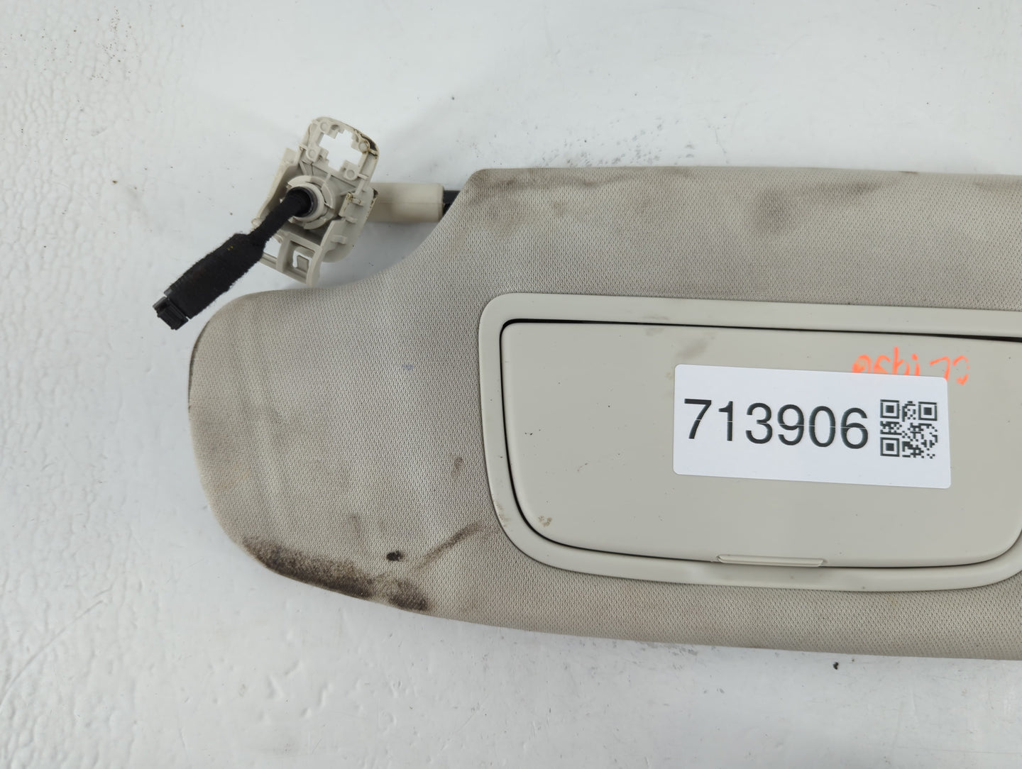 2020 Ford Escape Sun Visor Shade Replacement Driver Left Mirror Fits OEM Used Auto Parts - Oemusedautoparts1.com