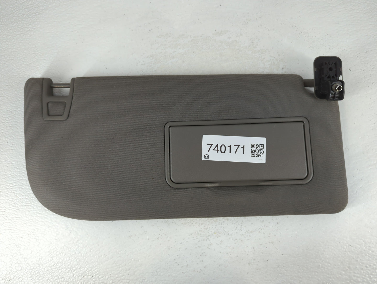 2020 Ford Escape Sun Visor Shade Replacement Driver Left Mirror Fits OEM Used Auto Parts - Oemusedautoparts1.com