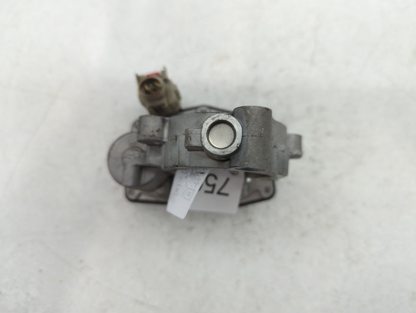 2020 Ford Escape Throttle Body P/N:52677701 Fits Fits 2021 2022 OEM Used Auto Parts - Oemusedautoparts1.com