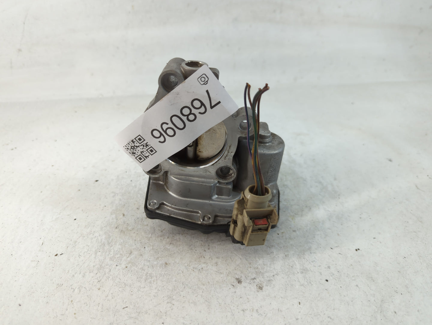 2020 Ford Escape Throttle Body P/N:HX7G-9F991-AA 52677701 Fits Fits 2021 2022 OEM Used Auto Parts - Oemusedautoparts1.com