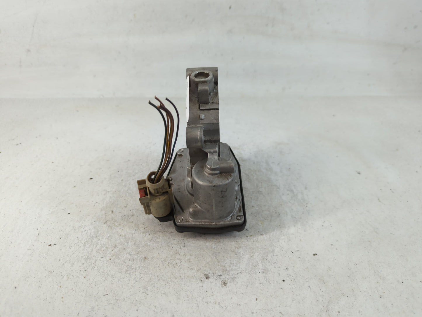 2020 Ford Escape Throttle Body P/N:HX7G-9F991-AA 52677701 Fits Fits 2021 2022 OEM Used Auto Parts - Oemusedautoparts1.com