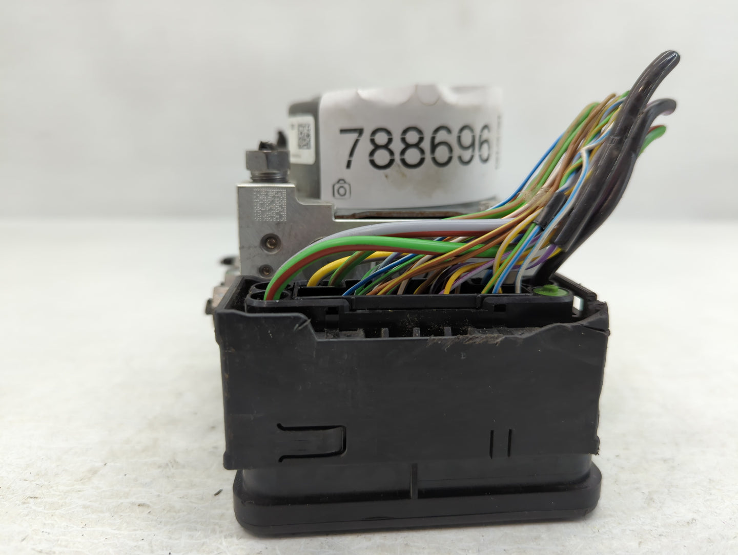 2020-2022 Ford Escape ABS Pump Control Module Replacement P/N:LX6C-2C219-CE 10.0918-0174.3 Fits Fits 2020 2021 2022 OEM Used