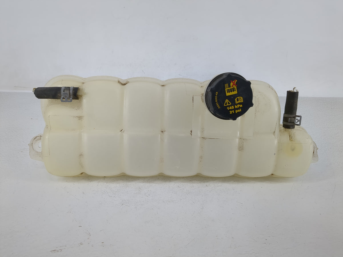 Ford Expedition Windshield Washer Fluid Reservoir Bottle 1168198 - Oemusedautoparts1.com