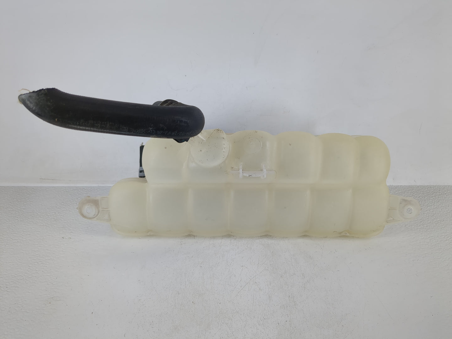 Ford Expedition Windshield Washer Fluid Reservoir Bottle Oem - Oemusedautoparts1.com