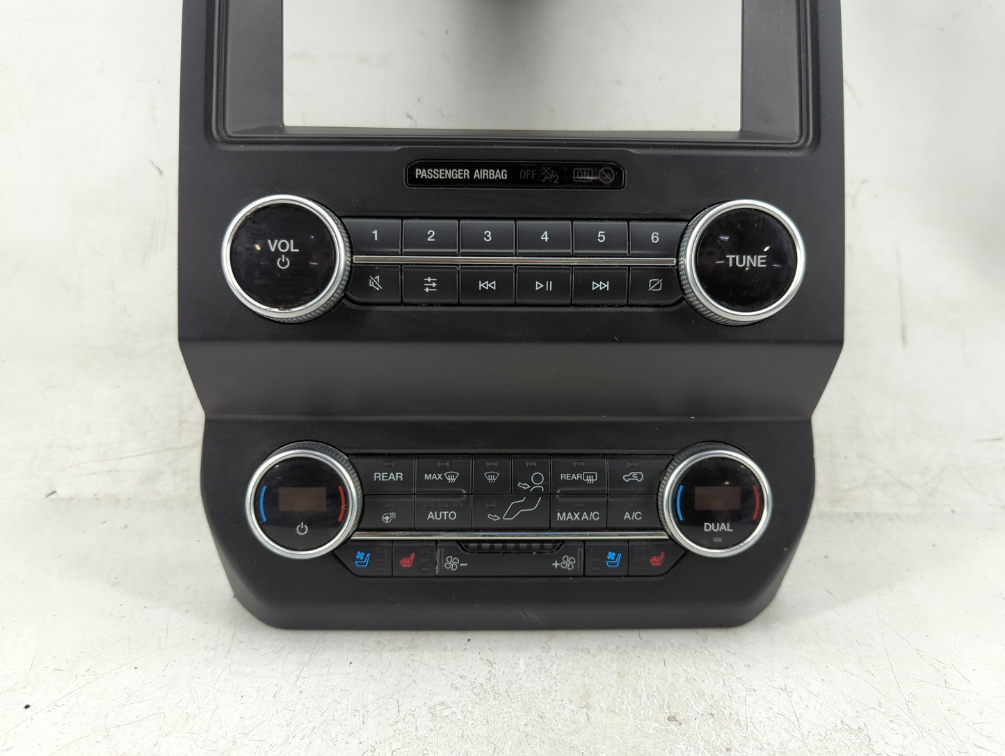 2020-2021 Ford Expedition Radio Control Panel - Oemusedautoparts1.com