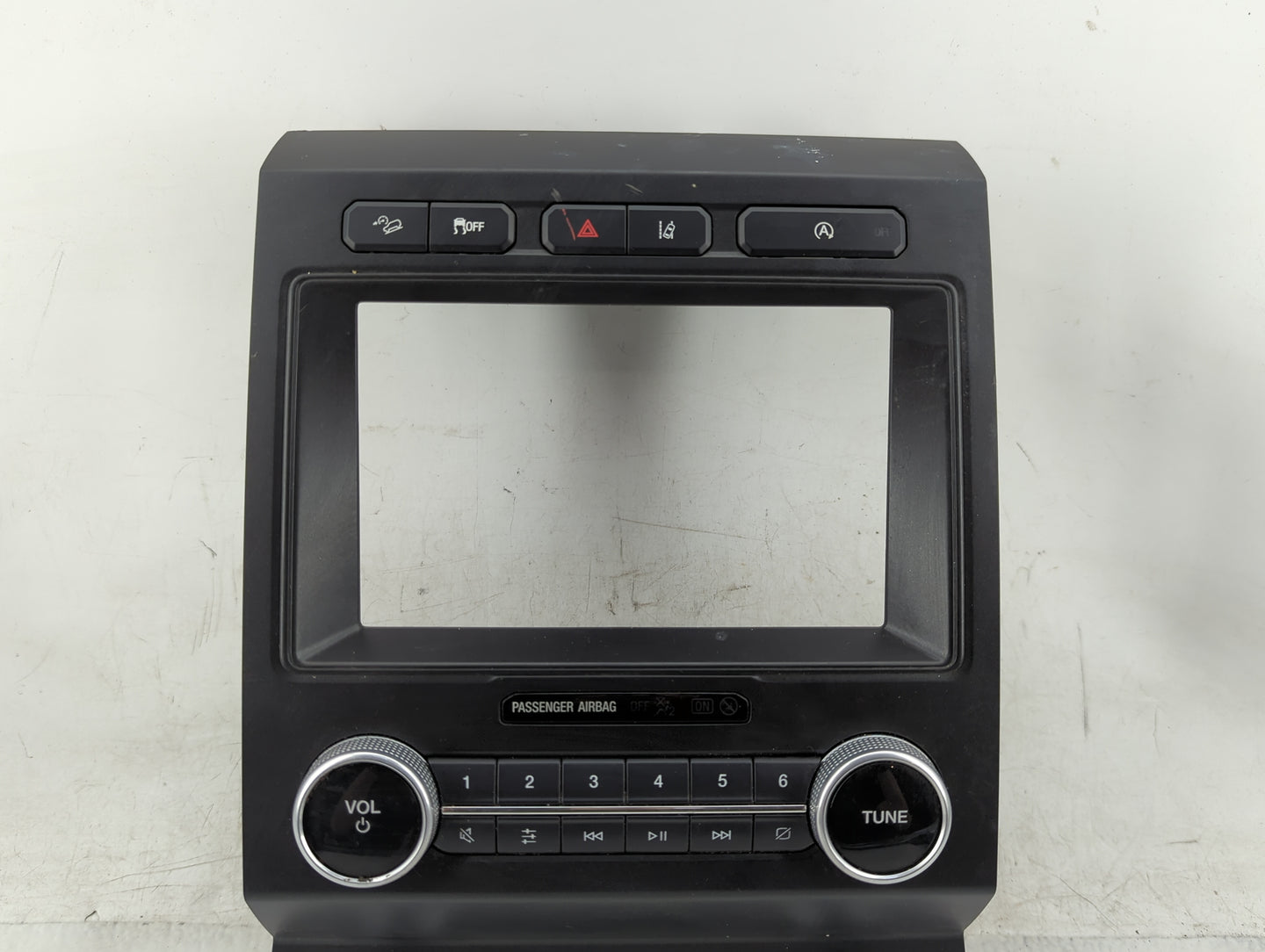 2020-2021 Ford Expedition Radio Control Panel - Oemusedautoparts1.com
