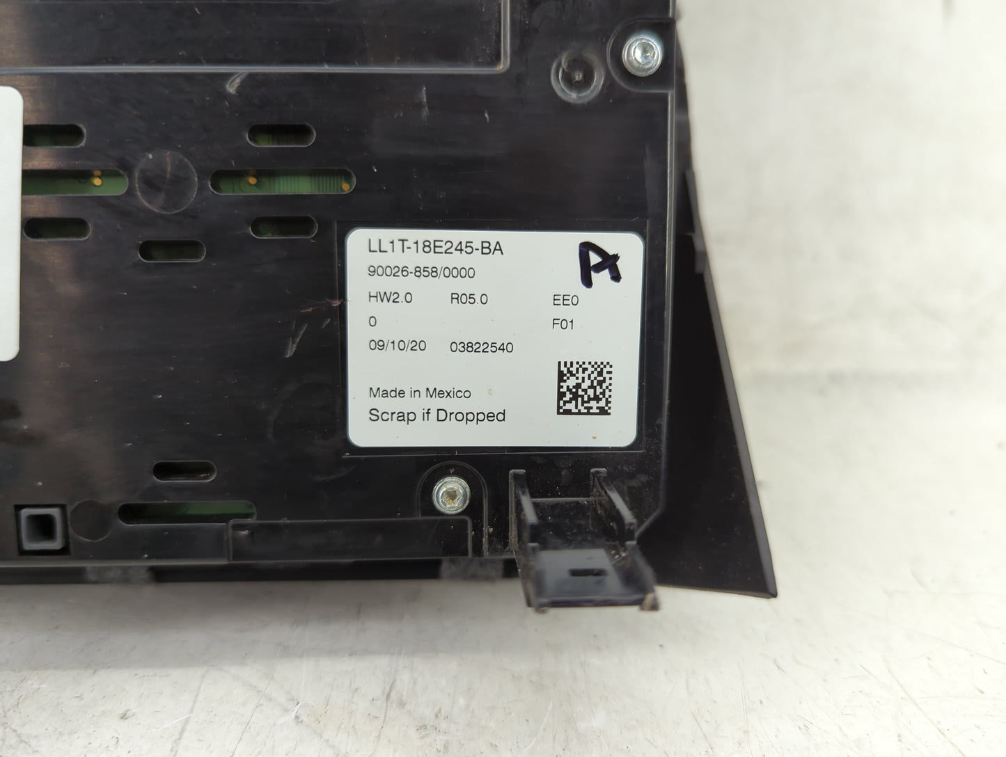2020-2021 Ford Expedition Radio Control Panel - Oemusedautoparts1.com