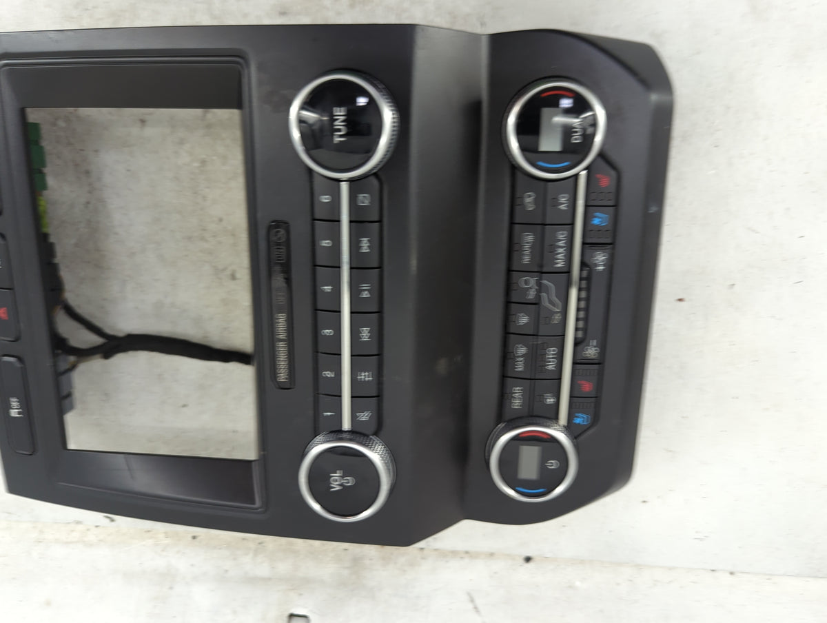 2018-2021 Ford Expedition Climate Control Module Temperature AC/Heater Replacement P/N:LL1T-18E245-BA 90026-858/0000 Fits OE