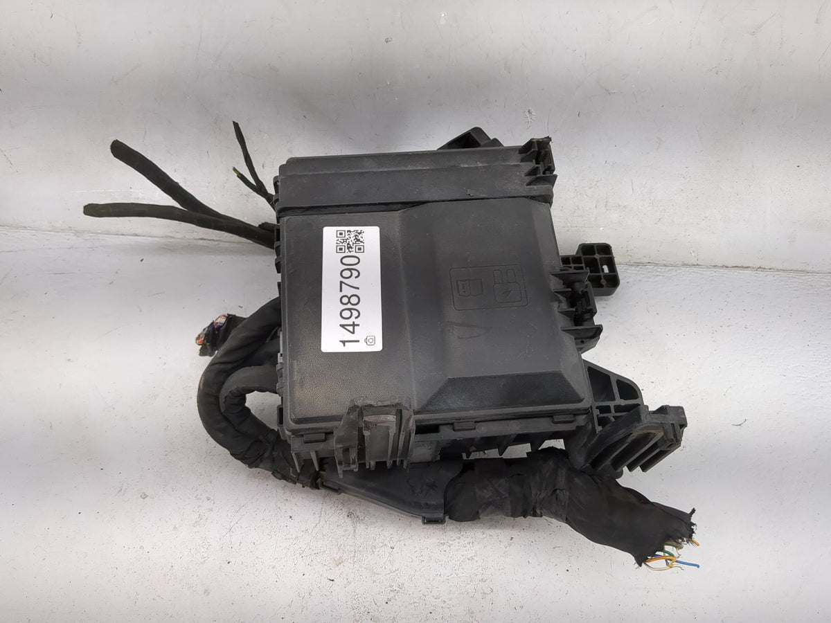 2020-2021 Ford Expedition Fusebox Fuse Box Panel Relay Module P/N:JU5T-14A003-EA 8T2T-14B192-BA Fits Fits 2020 2021 OEM Used