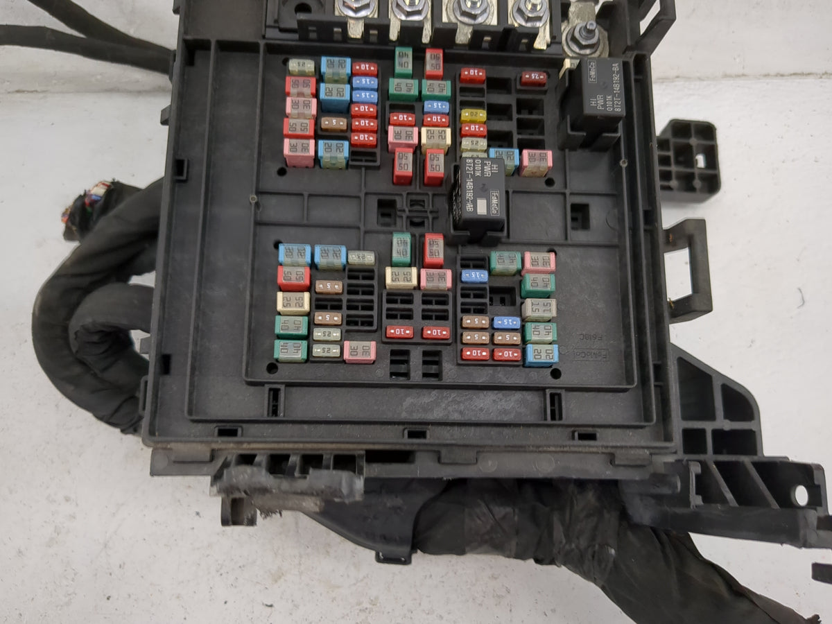 2020-2021 Ford Expedition Fusebox Fuse Box Panel Relay Module P/N:JU5T-14A003-EA 8T2T-14B192-BA Fits Fits 2020 2021 OEM Used