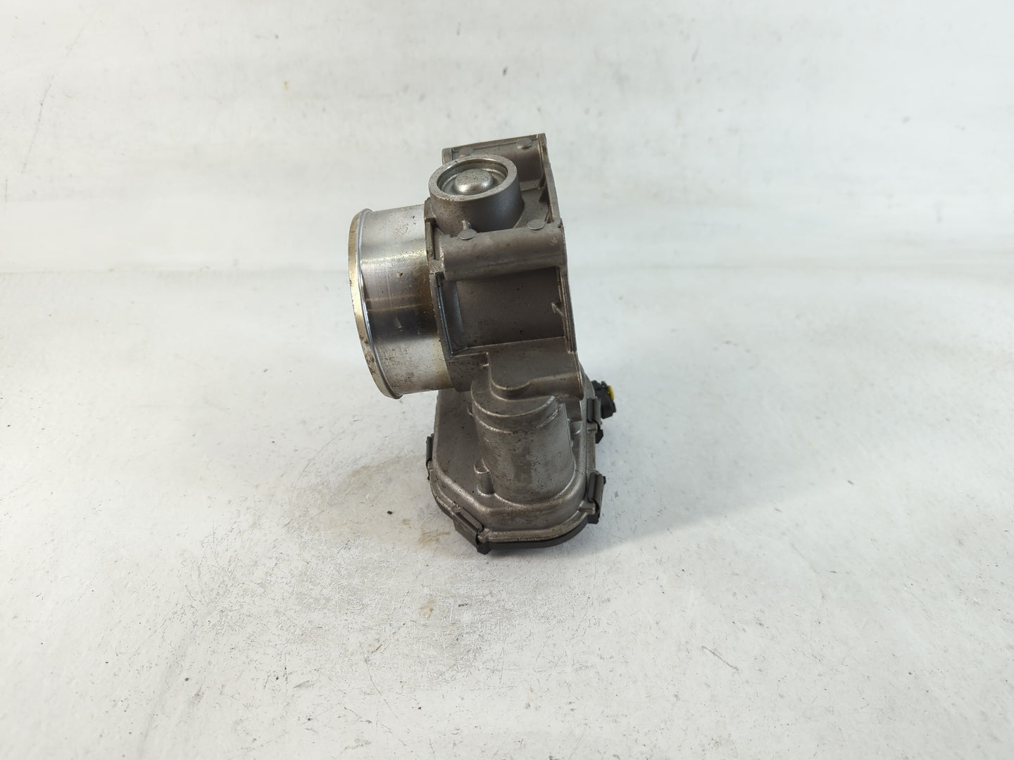 2018-2022 Ford Expedition Throttle Body P/N:HL3E 9F991 AA Fits Fits 2017 2018 2019 2020 2021 2022 OEM Used Auto Parts - Oemu