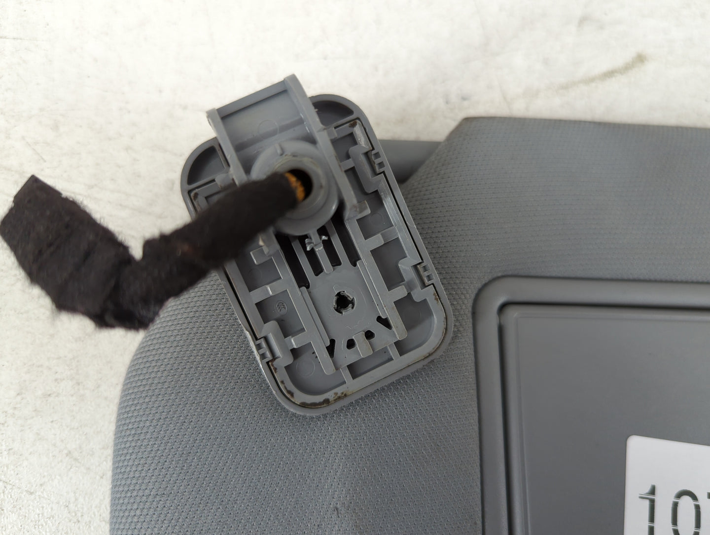 2020 Ford Explorer Sun Visor Shade Replacement Driver Left Mirror Fits OEM Used Auto Parts - Oemusedautoparts1.com