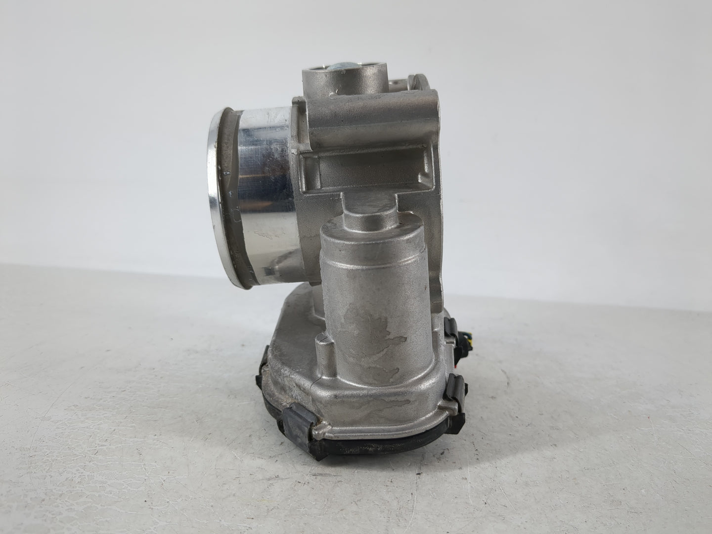 2020-2022 Ford Explorer Throttle Body P/N:JT4E 9F991 AA Fits Fits 2018 2019 2020 2021 2022 OEM Used Auto Parts - Oemusedauto