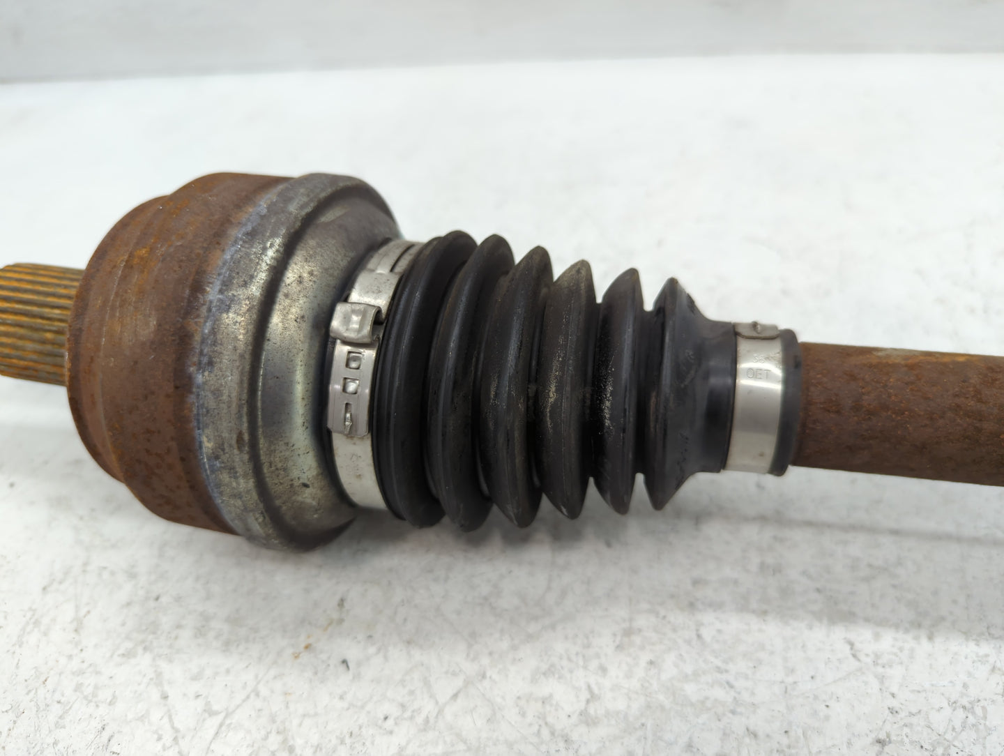 2020-2022 Ford Explorer Axle Shaft Front Passenger Cv C/v - Oemusedautoparts1.com