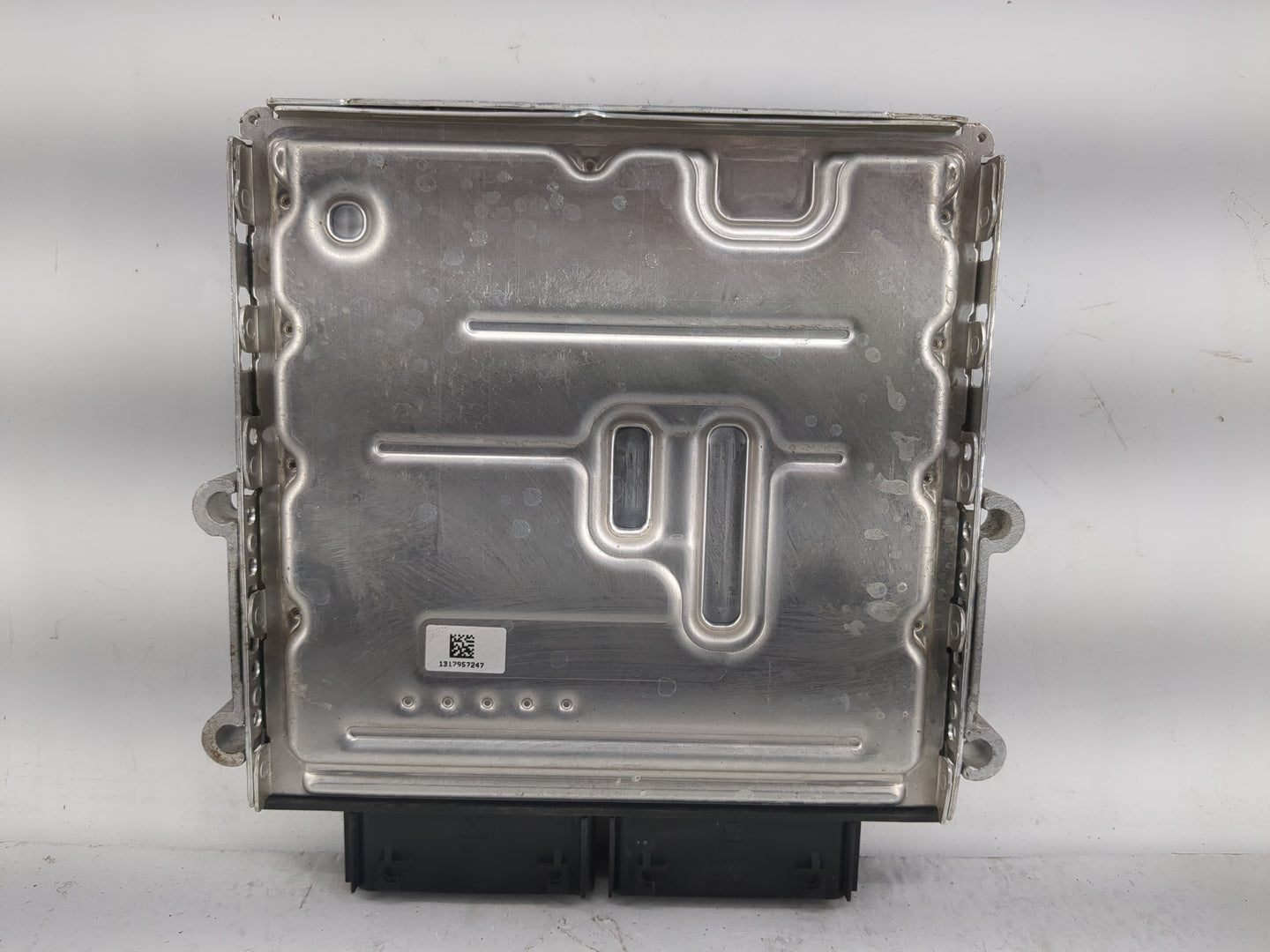 2020-2021 Ford Explorer PCM Engine Control Computer ECU ECM PCU OEM P/N:LB5A-12A650-BNB Fits Fits 2020 2021 OEM Used Auto Pa