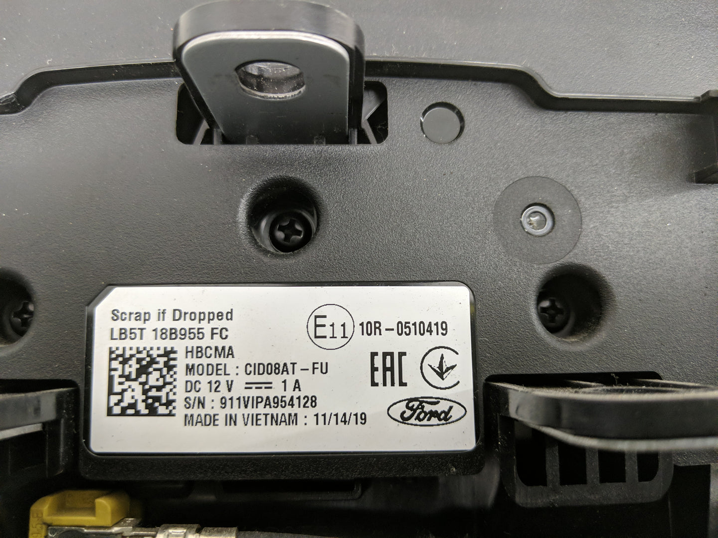 2020-2022 Ford Explorer Information Display Screen - Oemusedautoparts1.com