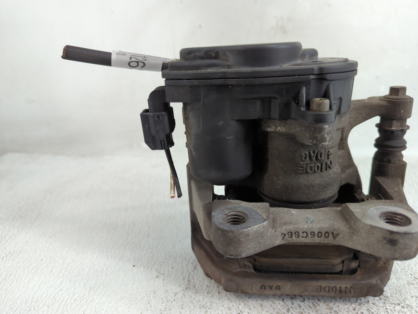 2020-2022 Ford Explorer Front Driver Left Brake Caliper - Oemusedautoparts1.com