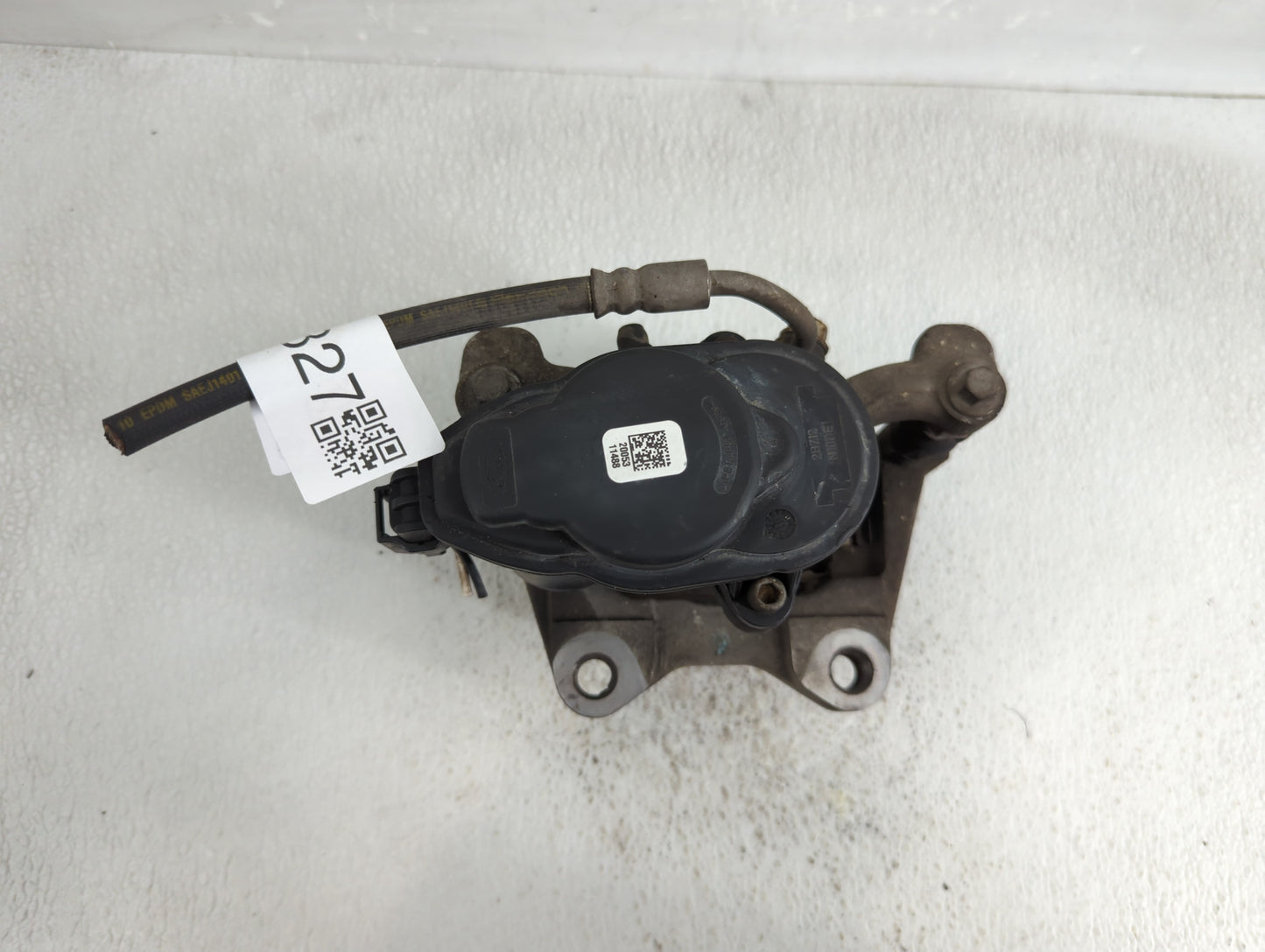 2020-2022 Ford Explorer Front Driver Left Brake Caliper - Oemusedautoparts1.com
