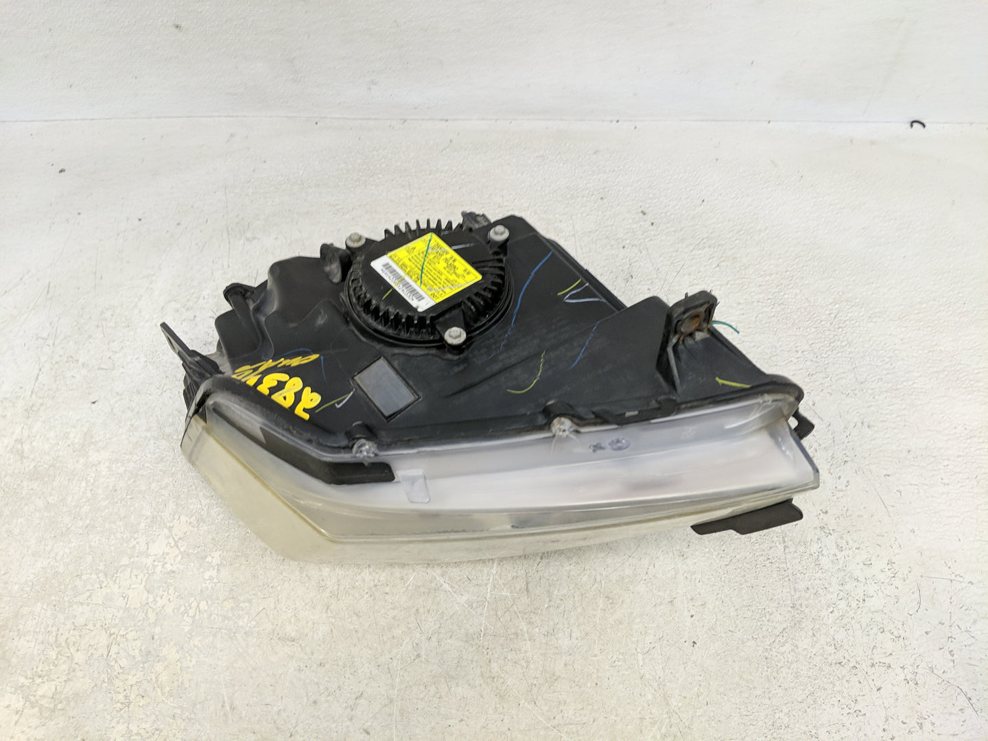 2020 Ford Explorer Passenger Right Oem Head Light Headlight Lamp - Oemusedautoparts1.com