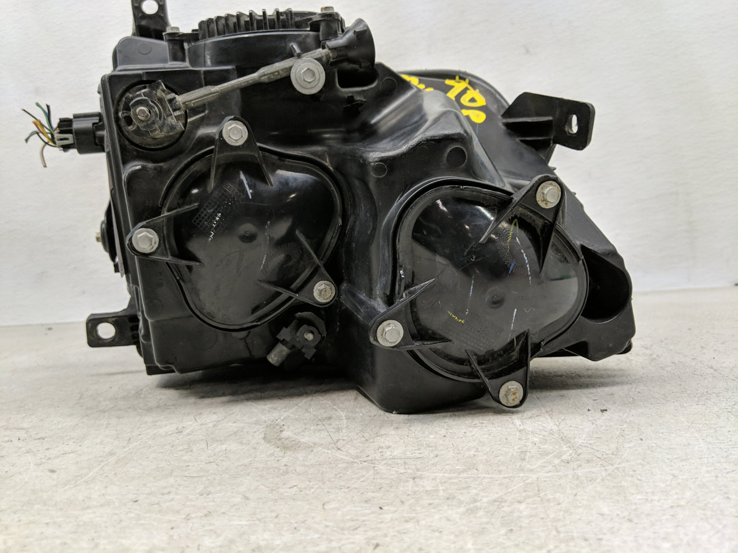 2020 Ford Explorer Passenger Right Oem Head Light Headlight Lamp - Oemusedautoparts1.com