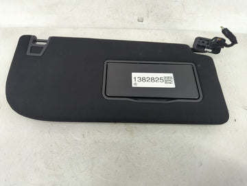 2020 Ford Explorer Sun Visor Shade Replacement Passenger Right Mirror Fits OEM Used Auto Parts