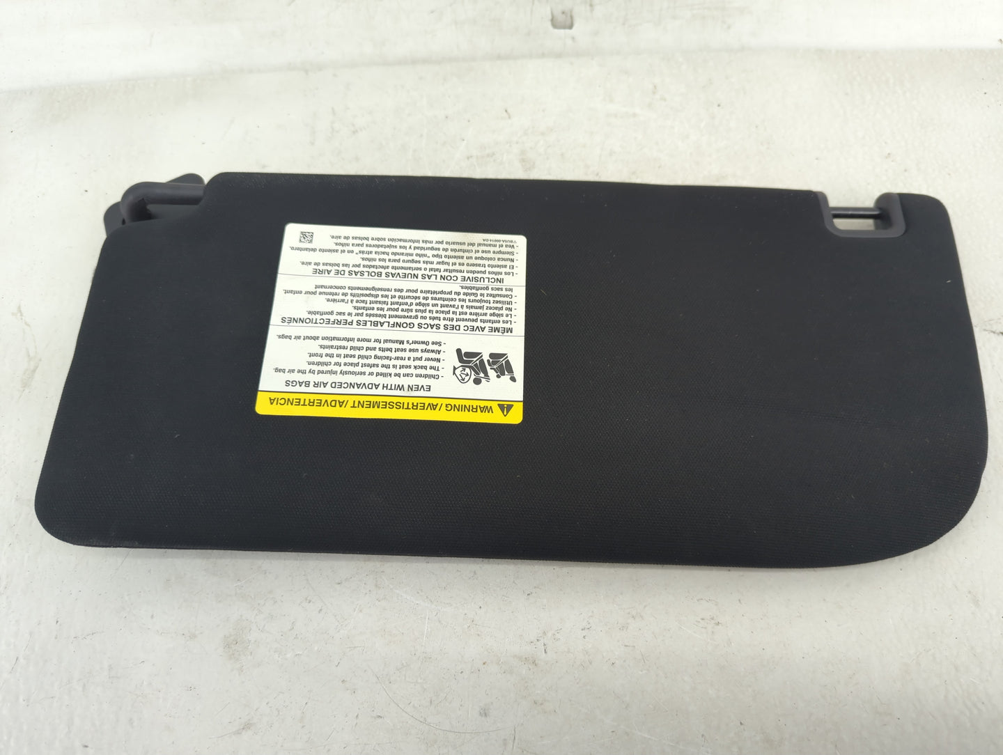 2020 Ford Explorer Sun Visor Shade Replacement Passenger Right Mirror Fits OEM Used Auto Parts - Oemusedautoparts1.com