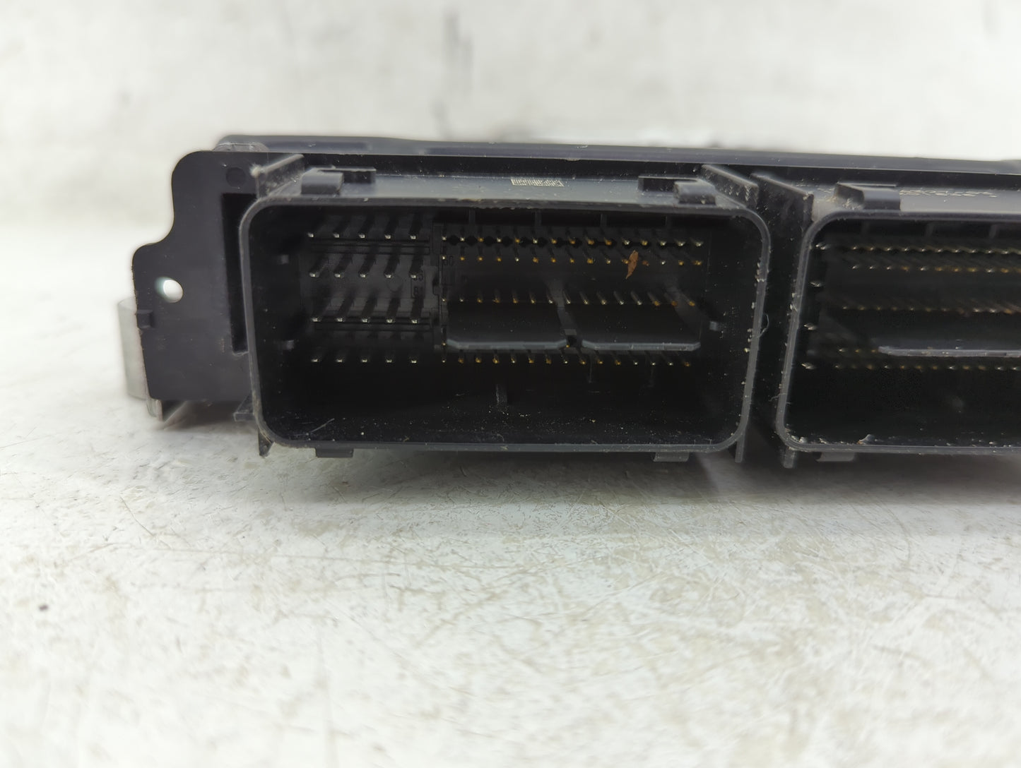 2020-2021 Ford Explorer PCM Engine Control Computer ECU ECM PCU OEM P/N:LB5A-12B684-AHA Fits Fits 2020 2021 OEM Used Auto Pa