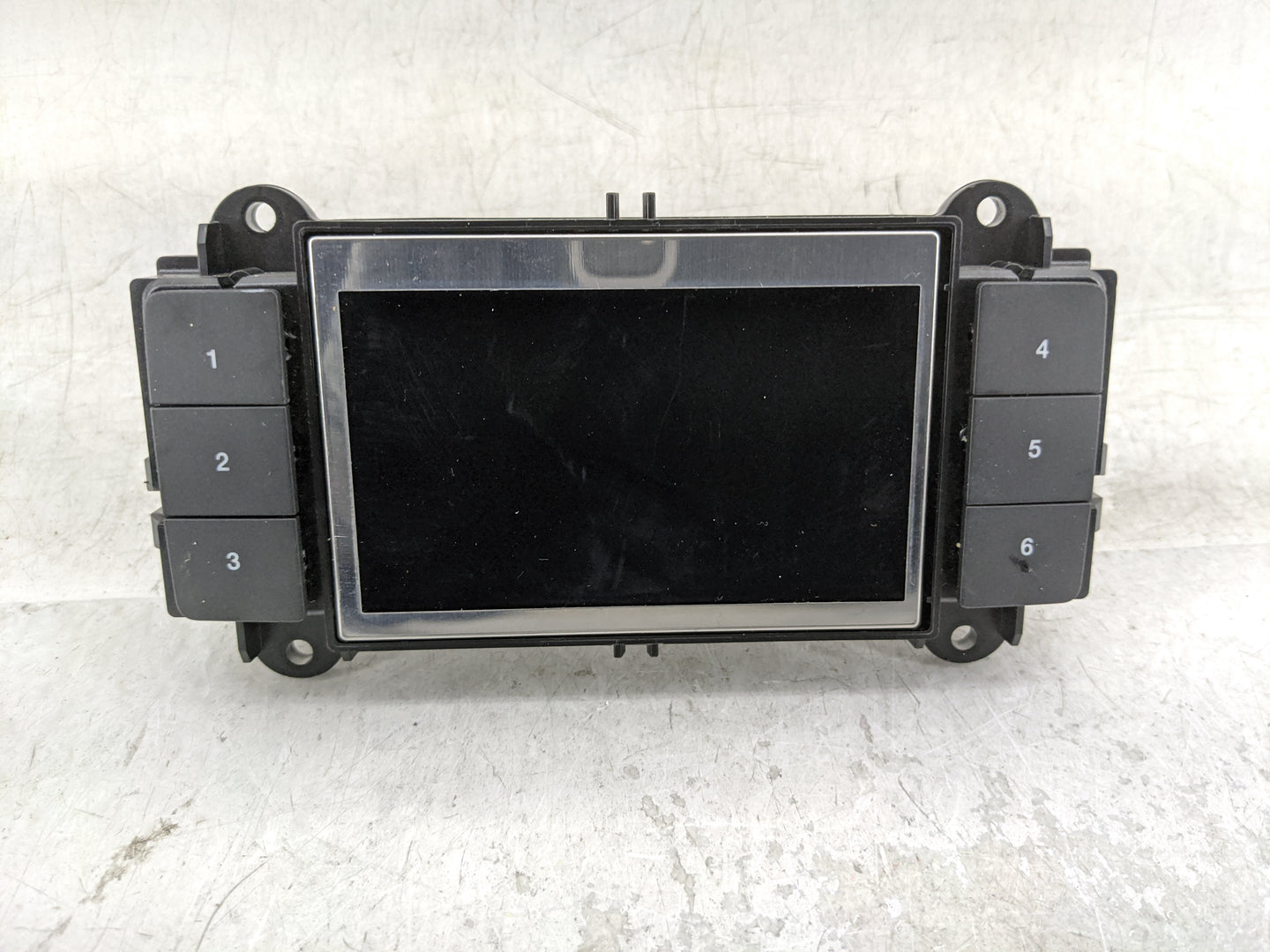 2020 Ford Explorer Information Display Screen - Oemusedautoparts1.com
