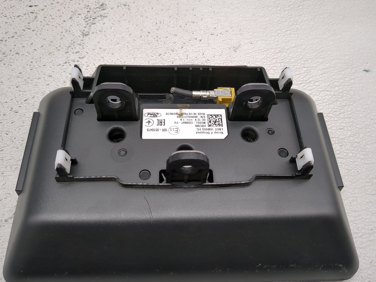 2020-2022 Ford Explorer Information Display Screen - Oemusedautoparts1.com