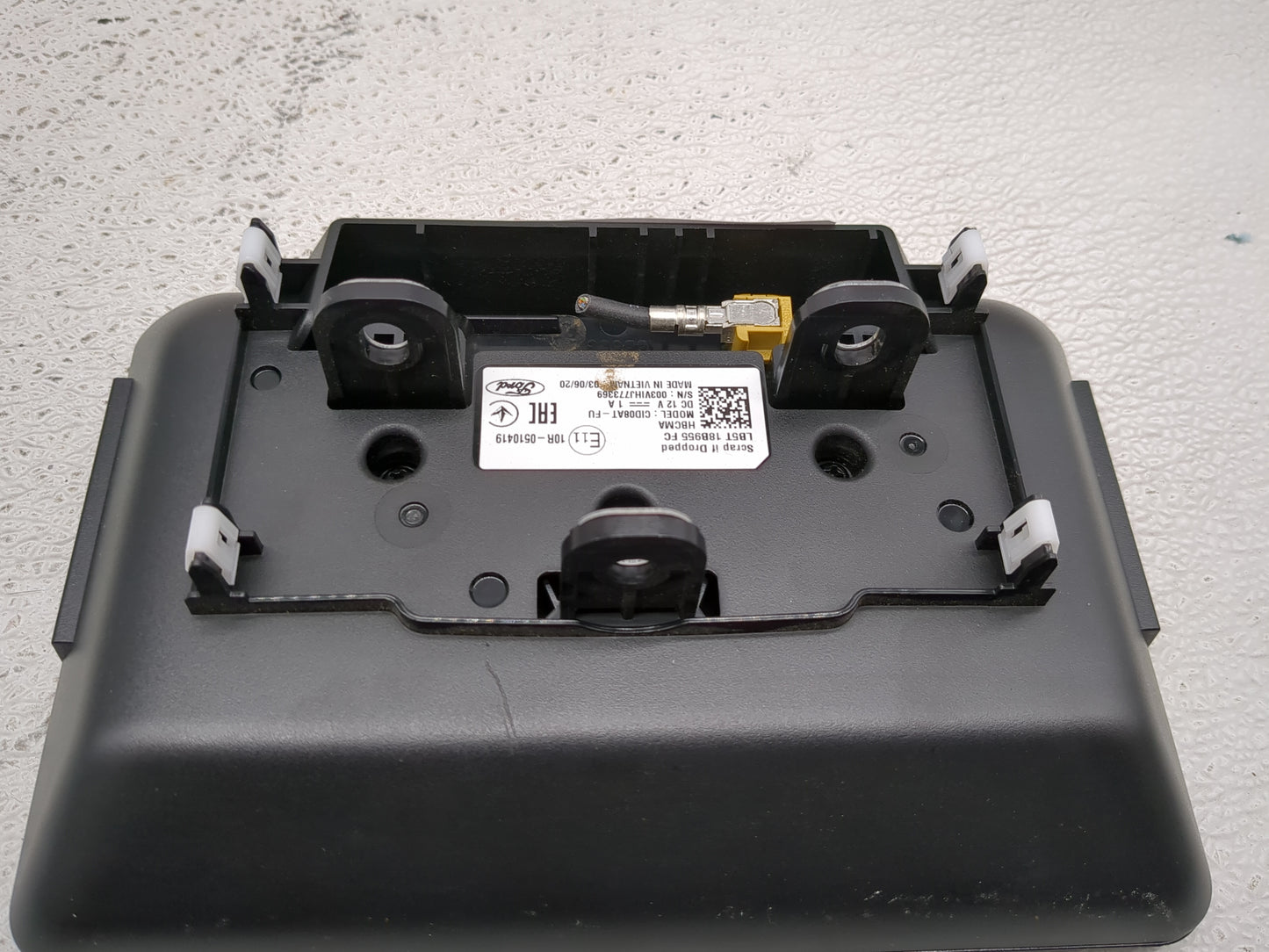 2020-2022 Ford Explorer Information Display Screen - Oemusedautoparts1.com