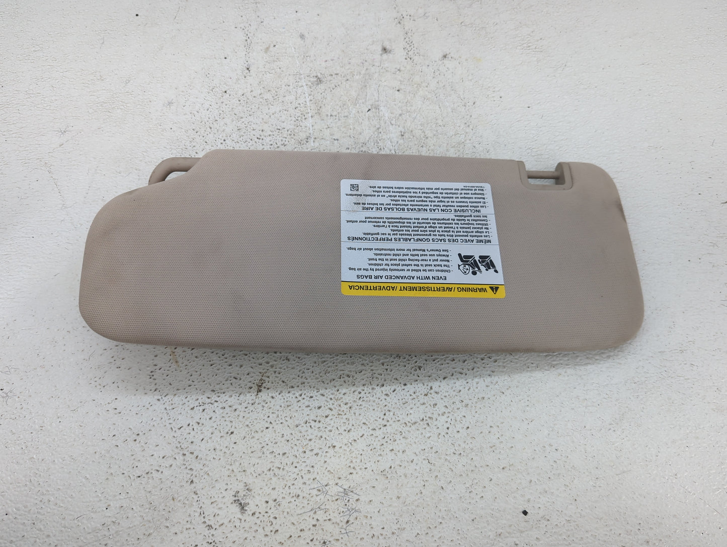 2020 Ford Explorer Sun Visor Shade Replacement Passenger Right Mirror Fits OEM Used Auto Parts - Oemusedautoparts1.com
