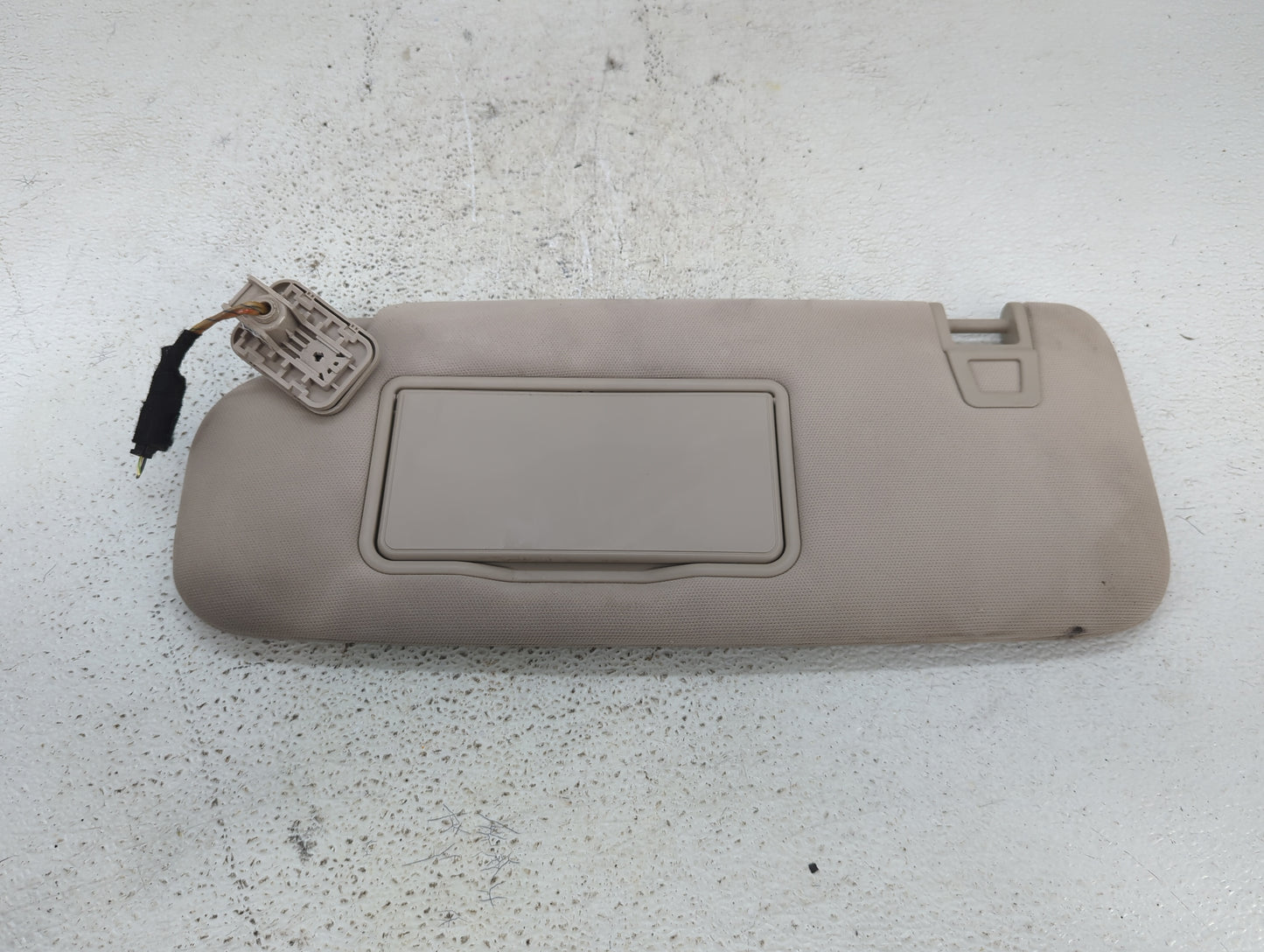 2020 Ford Explorer Sun Visor Shade Replacement Driver Left Mirror Fits OEM Used Auto Parts - Oemusedautoparts1.com