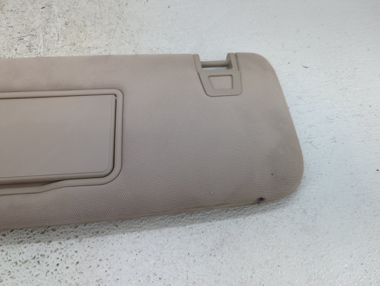 2020 Ford Explorer Sun Visor Shade Replacement Driver Left Mirror Fits OEM Used Auto Parts - Oemusedautoparts1.com