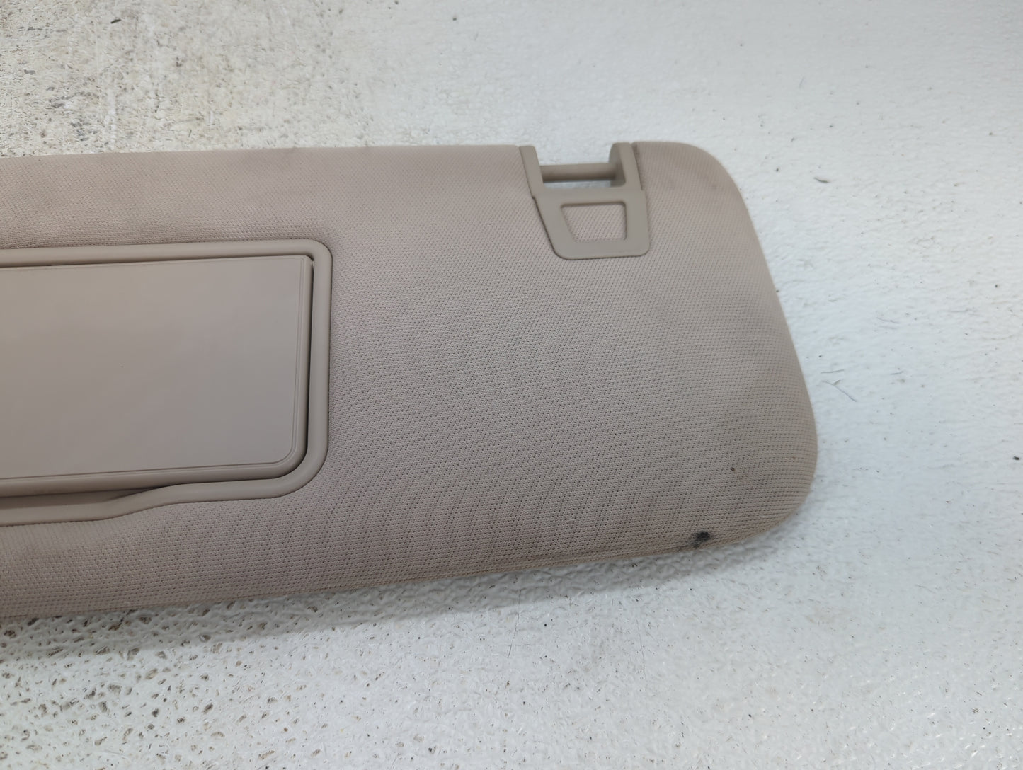 2020 Ford Explorer Sun Visor Shade Replacement Driver Left Mirror Fits OEM Used Auto Parts - Oemusedautoparts1.com