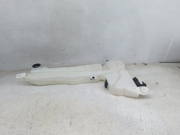 2020-2020 Ford Explorer Windshield Washer Fluid Reservoir Bottle Oem 1473745 - Oemusedautoparts1.com