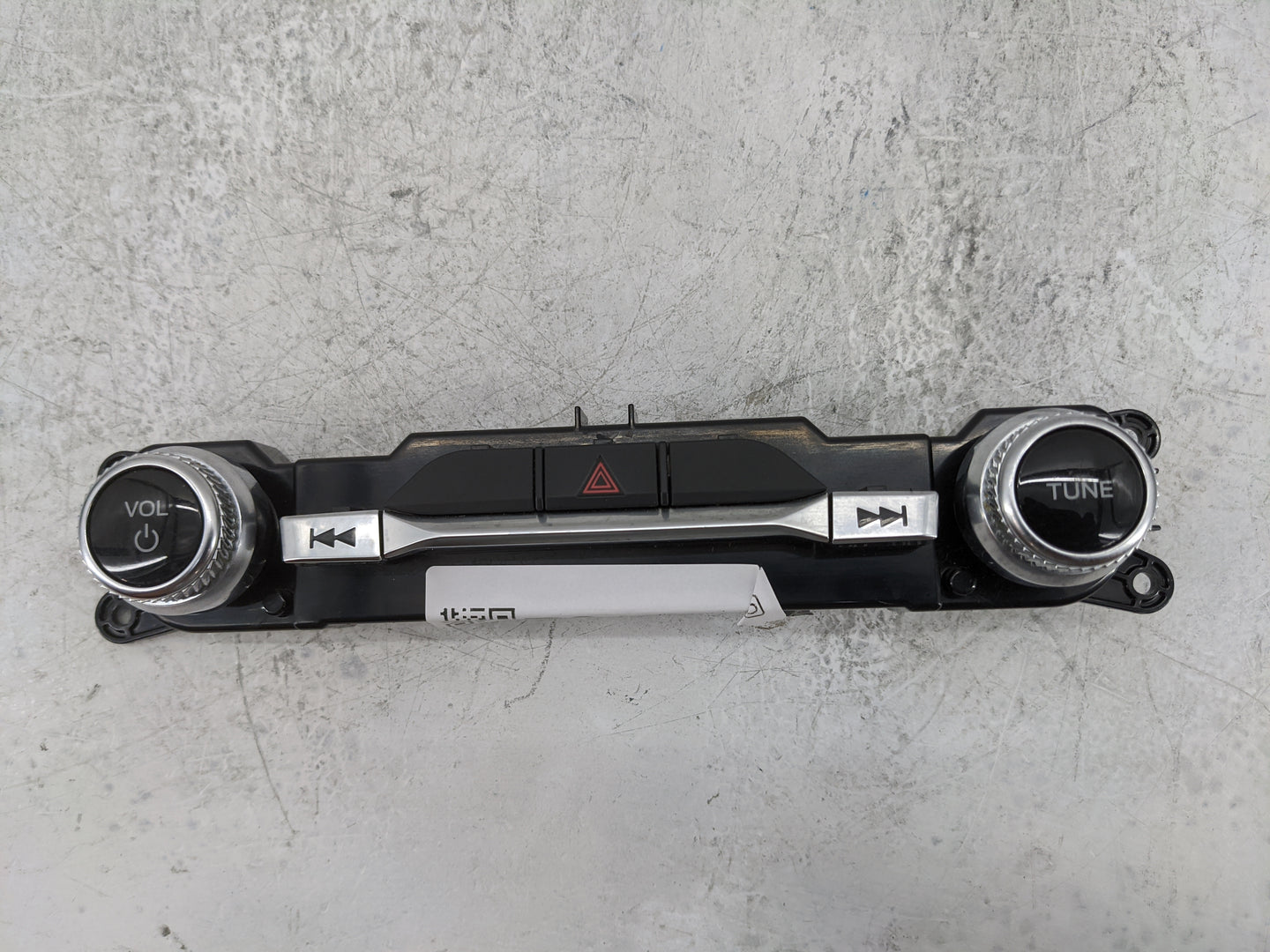 2020-2020 Ford Explorer Radio Control Panel 1478162 - Oemusedautoparts1.com