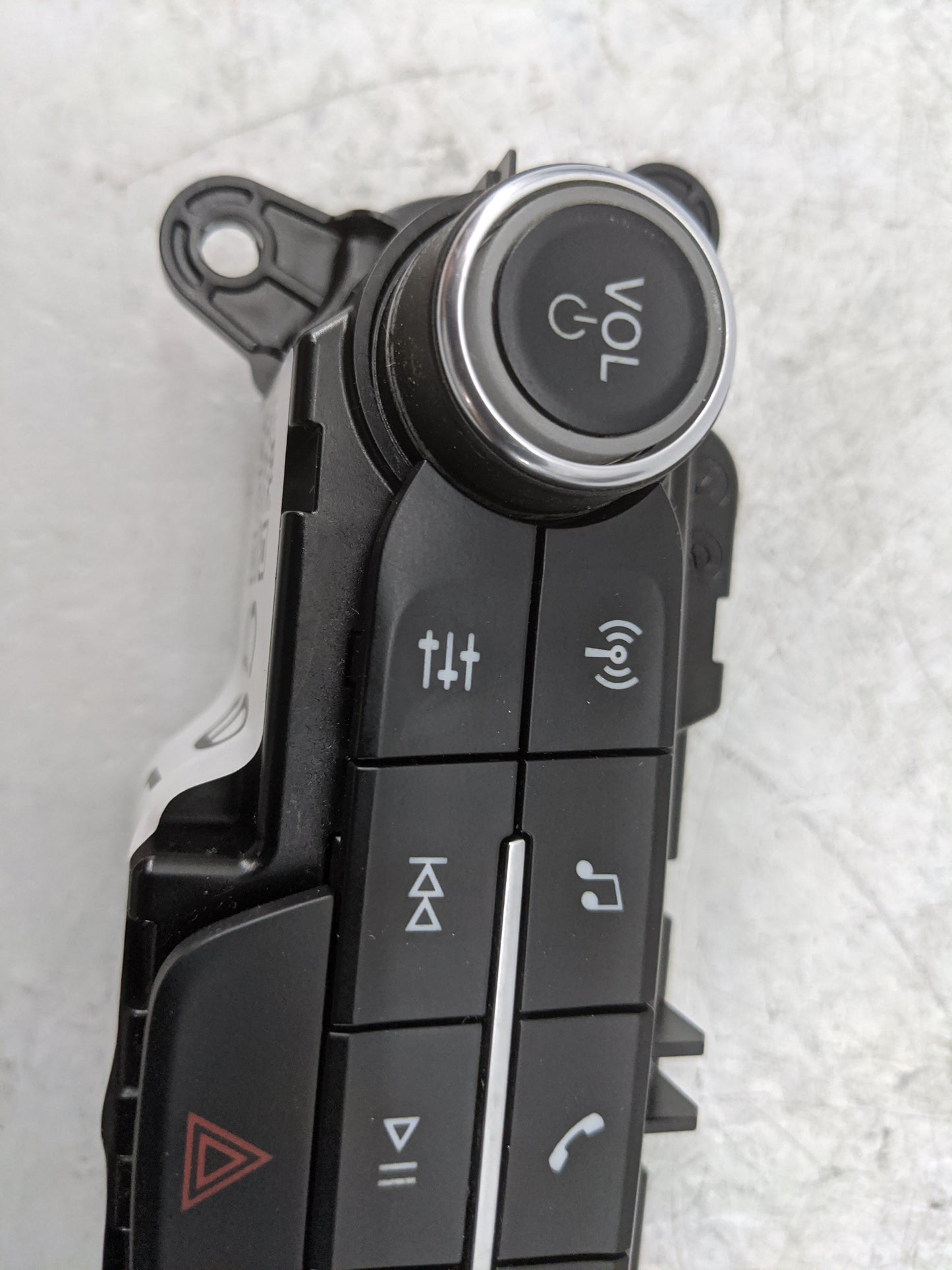 2020 Ford Explorer Radio Control Panel 1478165 - Oemusedautoparts1.com
