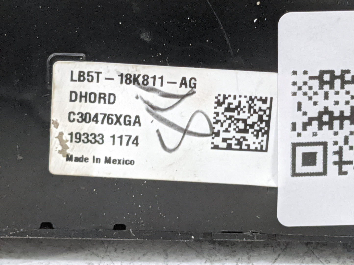 2020-2020 Ford Explorer Radio Control Panel 1478338 - Oemusedautoparts1.com