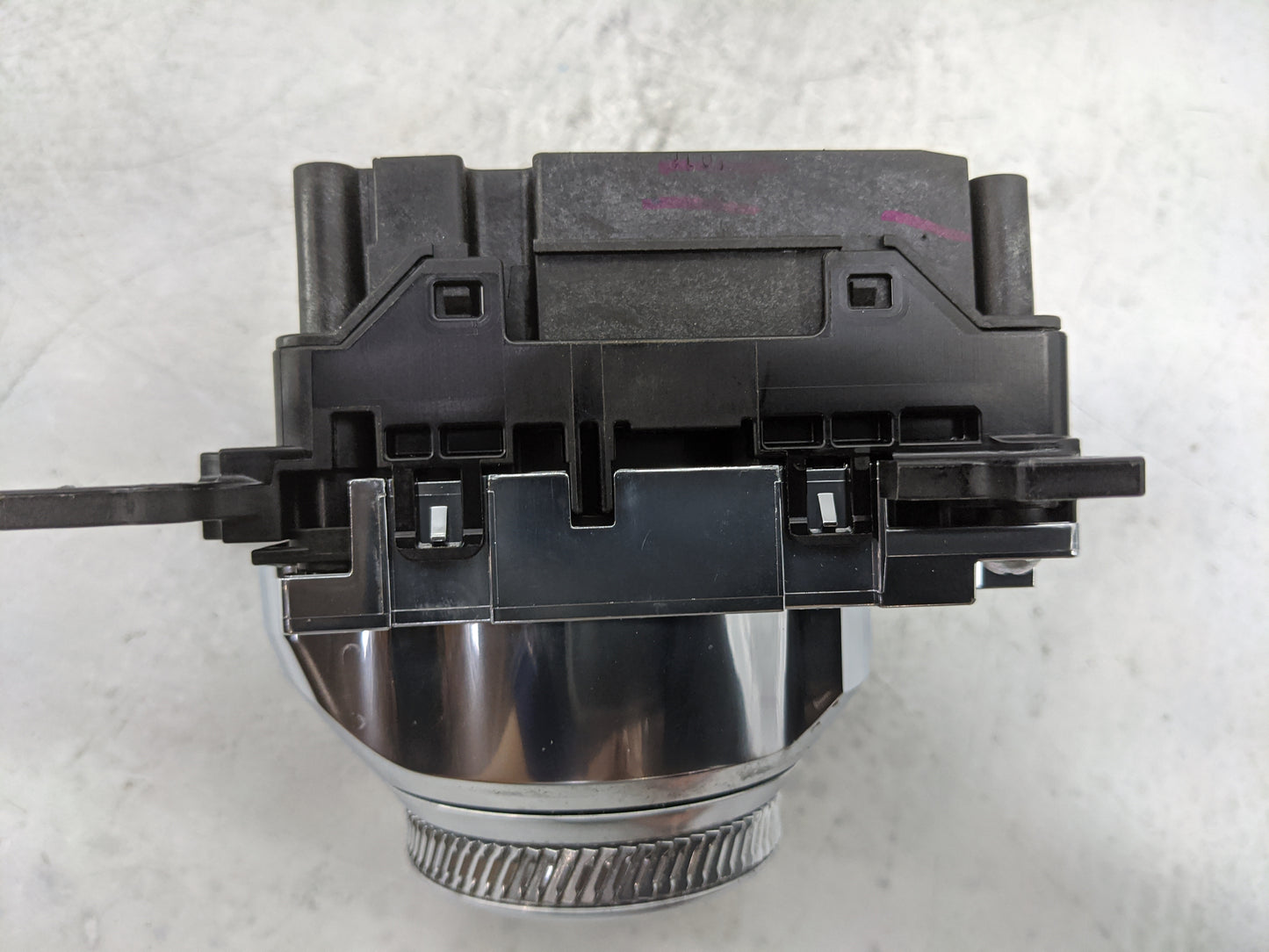 2020 Ford Explorer Floor Console Assembly Shifter - Oemusedautoparts1.com