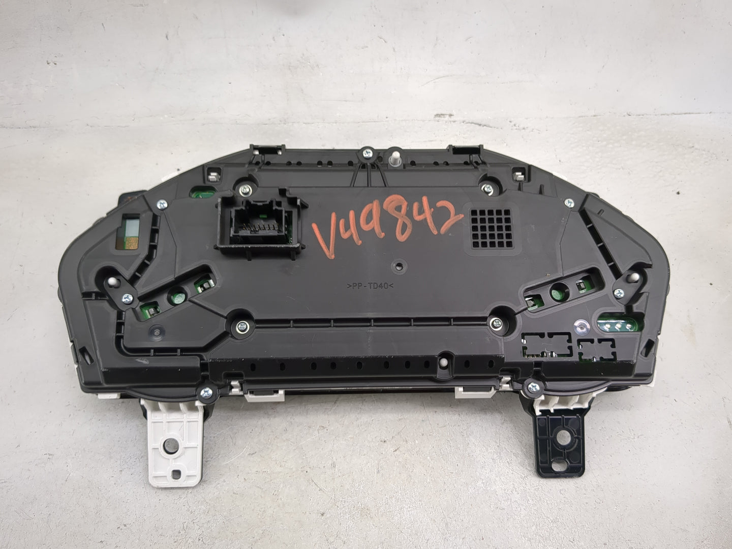 2020-2022 Ford Explorer Instrument Cluster Speedometer Gauges P/N:LB5T-10849-AE Miles: Fits Fits 2020 2021 2022 OEM Used Aut