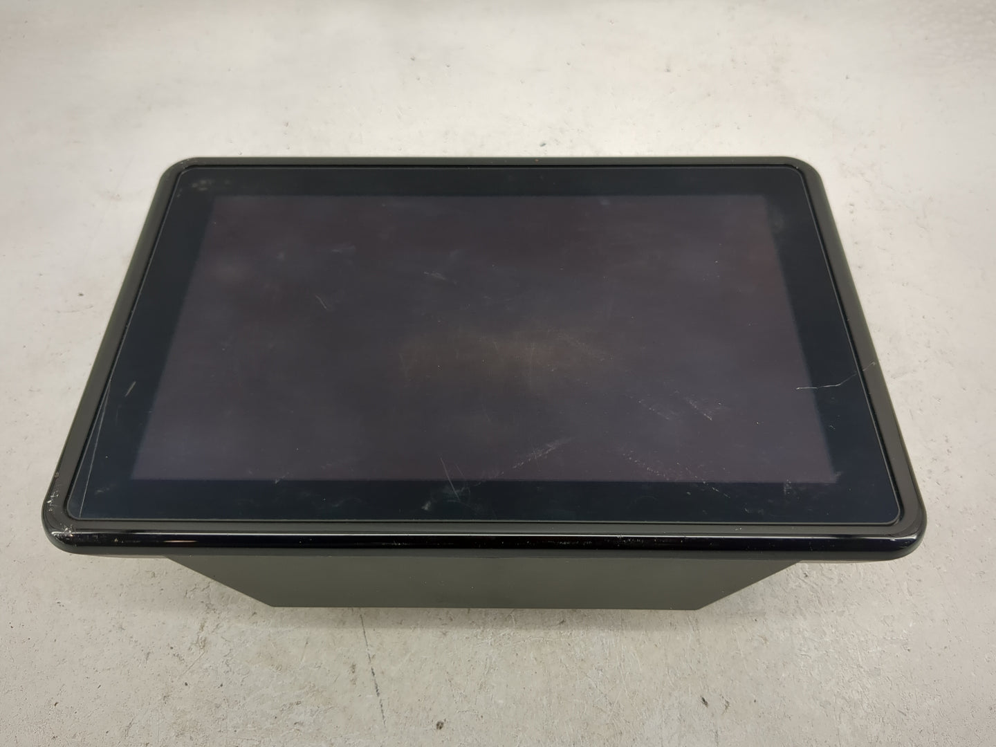 2020-2022 Ford Explorer Information Display Screen Black - Oemusedautoparts1.com