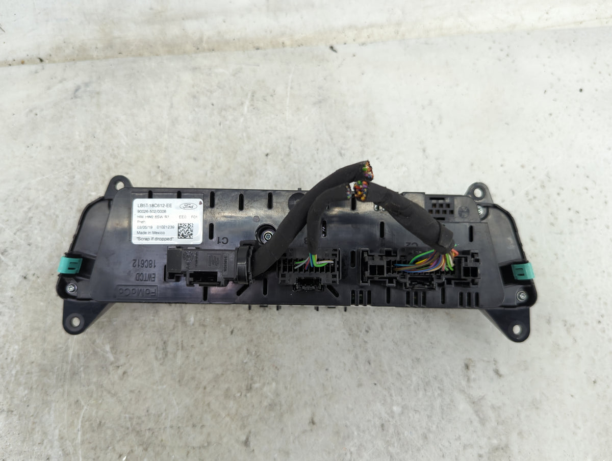 2020 Ford Explorer Climate Control Module Temperature AC/Heater Replacement P/N:LB5T-18C612-EE Fits OEM Used Auto Parts - Oe
