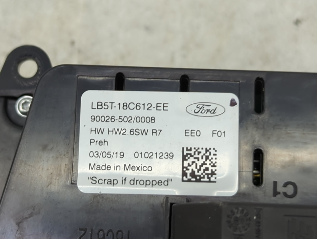 2020 Ford Explorer Climate Control Module Temperature AC/Heater Replacement P/N:LB5T-18C612-EE Fits OEM Used Auto Parts - Oe