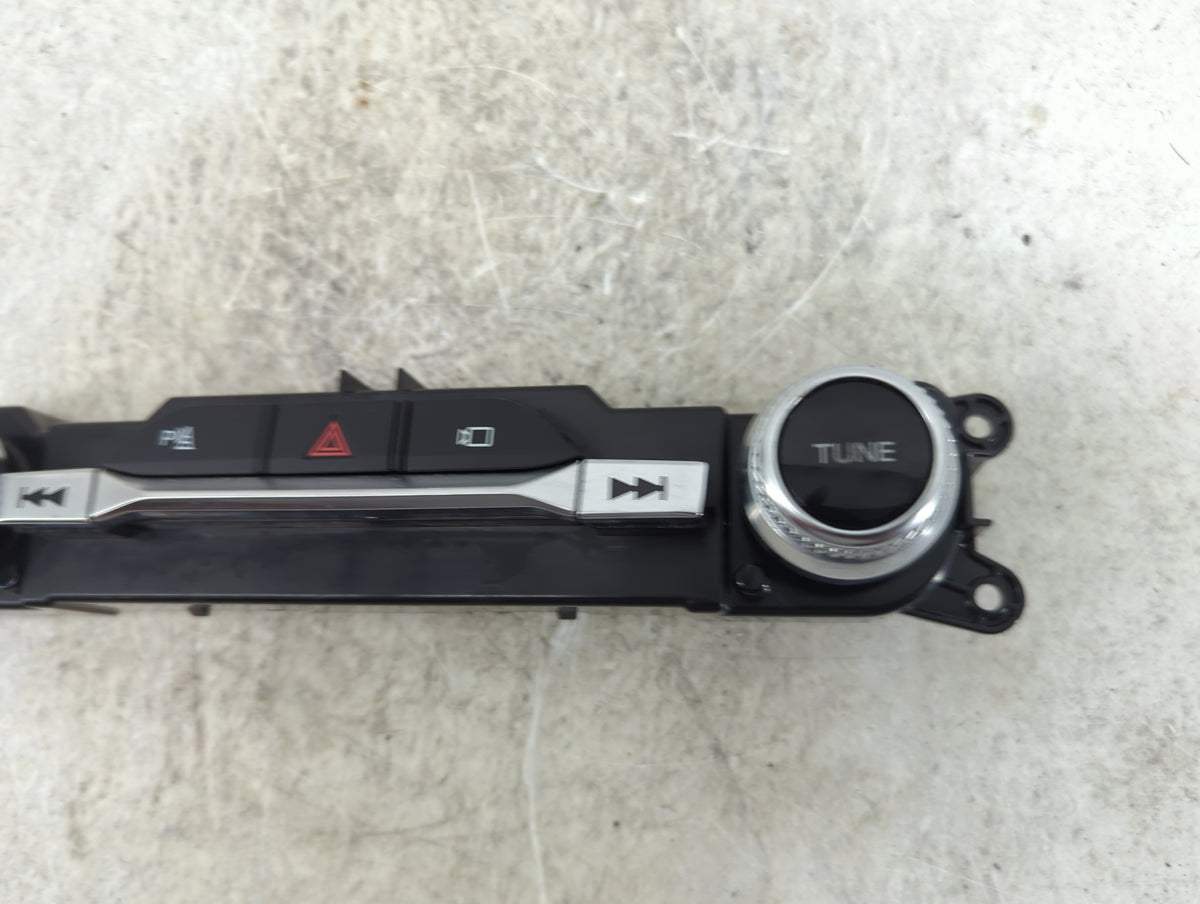 2020-2020 Ford Explorer Radio Control Panel 1489507 - Oemusedautoparts1.com